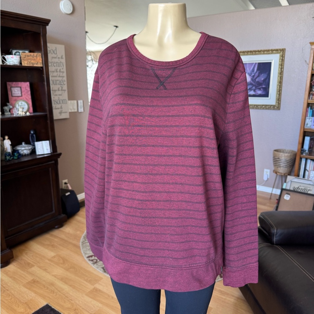 Tony Hawk burgundy & black striped long sleeve sweatshirt-size L